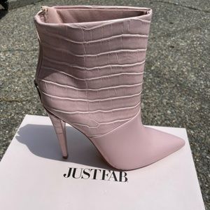 Size 7.5 pink booties